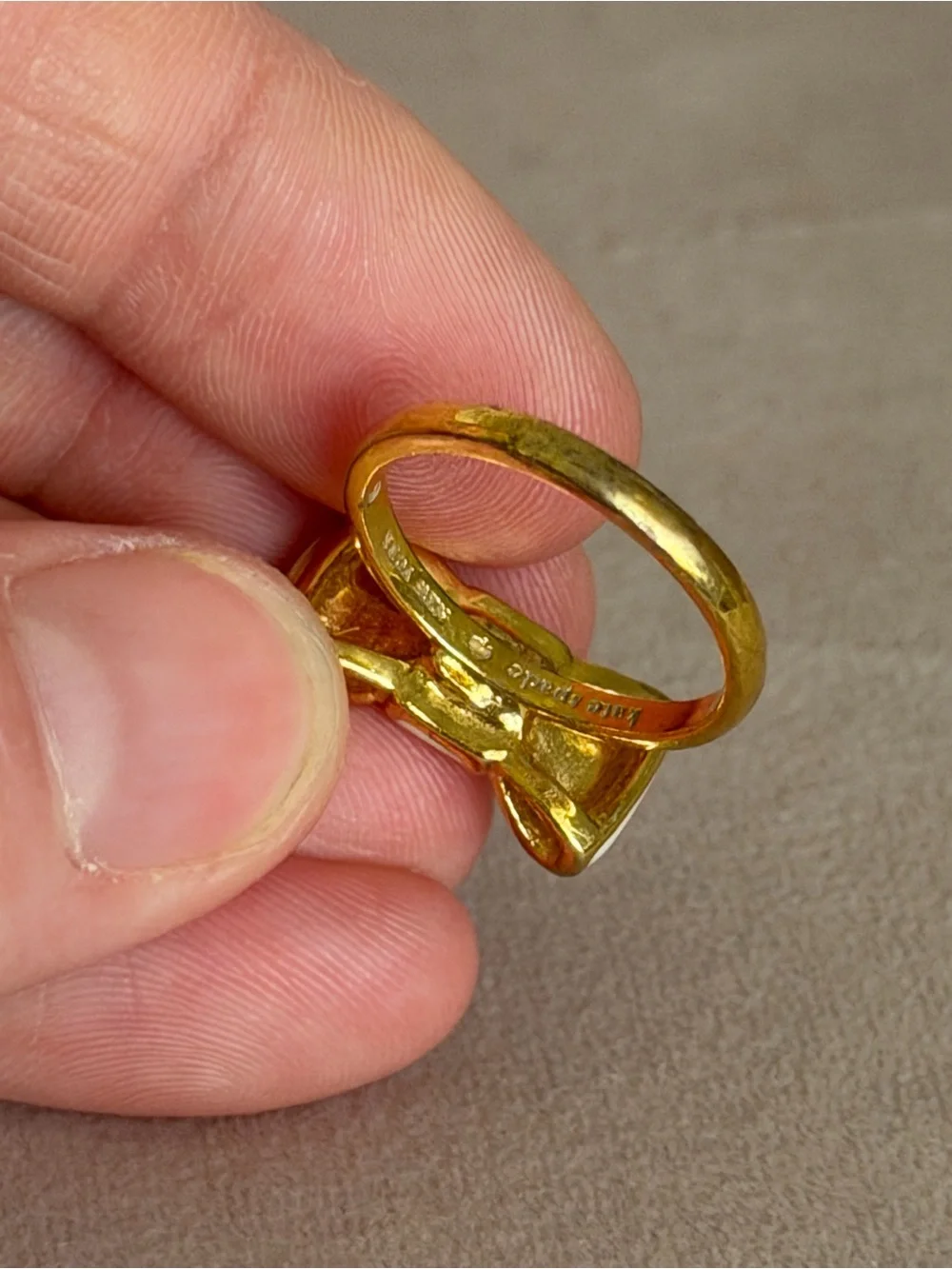 Kate Spade New York “Take a Bow” Enamel Ring in Cream/Ivory